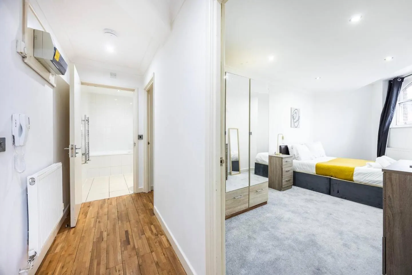 Holiday home City Chic Apartment Steps From Liverpool Street London United Kingdom